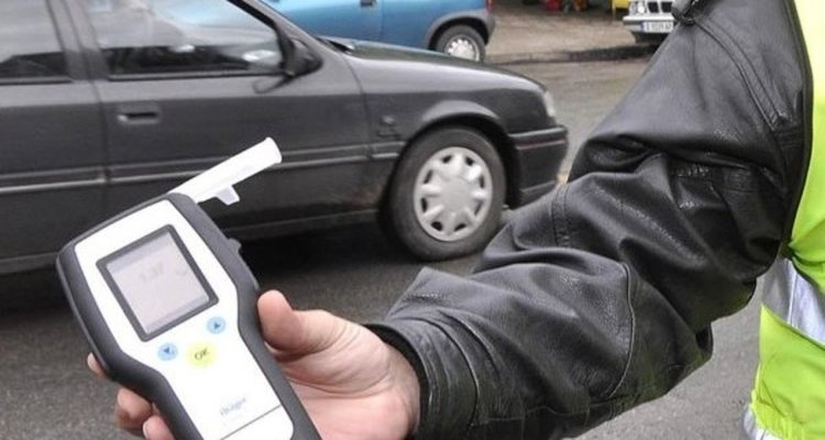 19 годишен смолянчанин шофира дрогиран