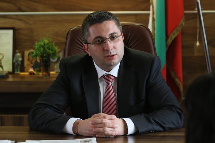Тол системата тръгна