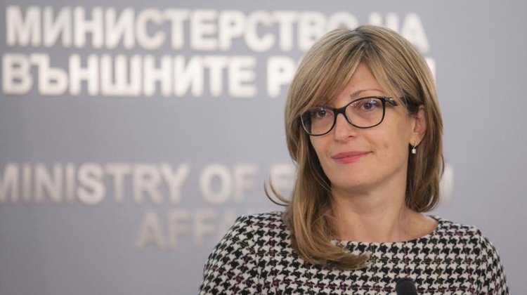 Захариева: Ердоган подаде ръка 