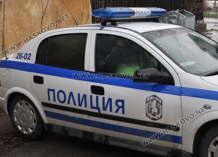 Задържаха 29-годишен за кражби от магазин и павилион в Хасково