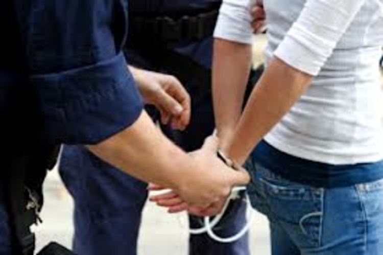 Разкриха апаш обрал от жилище 6 бона в евро
