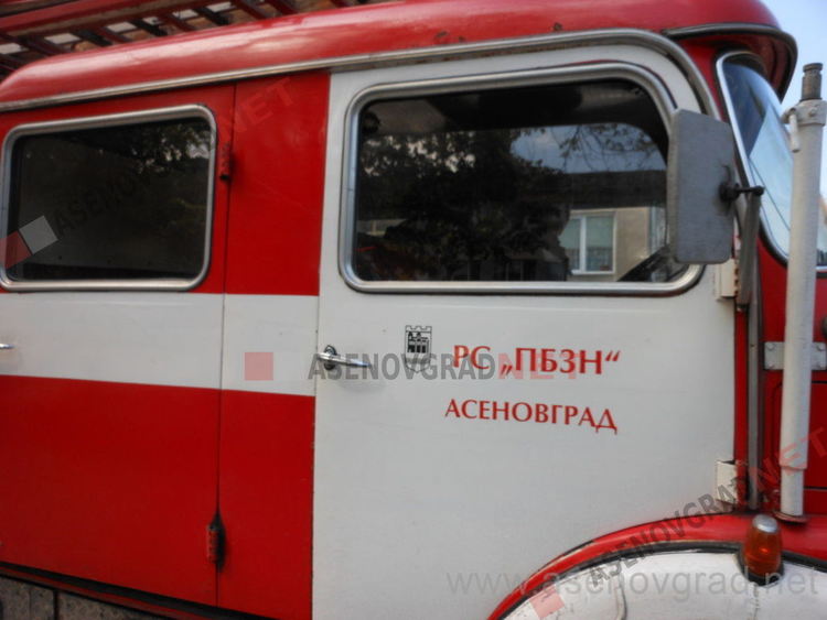 15 дка пшеница са унищожени при пожар в землището на с.Златовръх