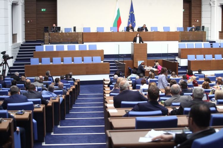 БСП и ДПС не присъстваха при регистрацията в парламента