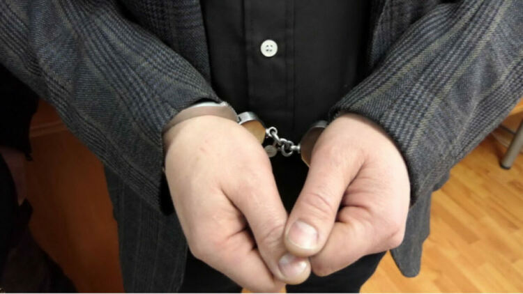 32-годишен перничанин е задържан за агресивно поведение срещу медицински персонал