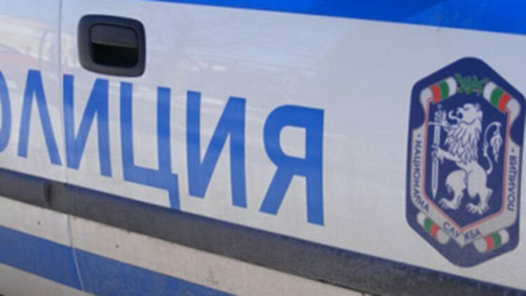 Полицаи идват на "крака" при хората от малките села, вижте графика