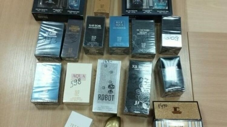 Иззеха 810 парфюмни води ментета  