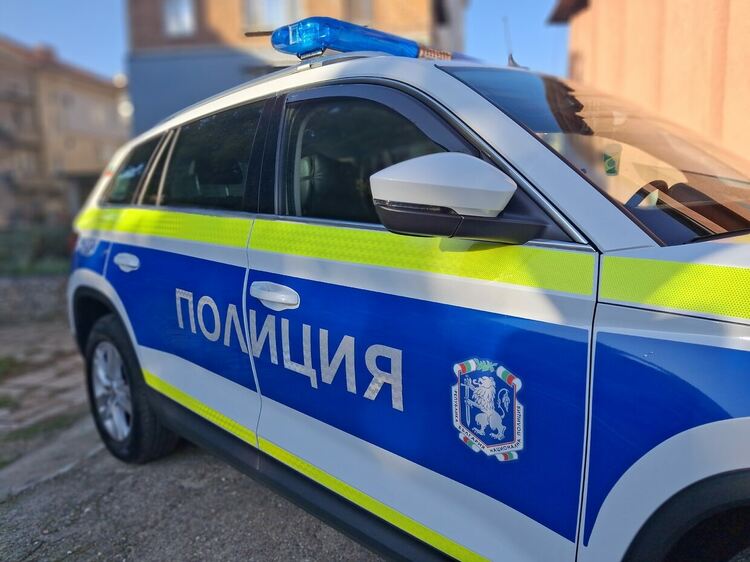 Задържаха мъртвопиян шофьор в Асеновград 
