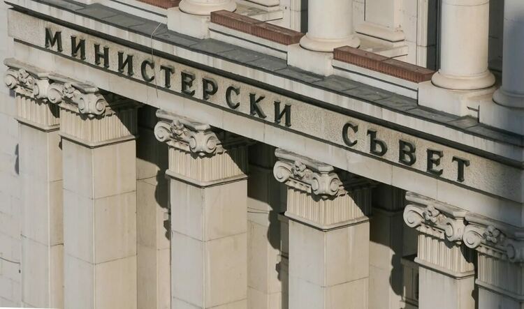 Кабинетът приема мерките в помощ на транспортния бранш заради скъпите горива