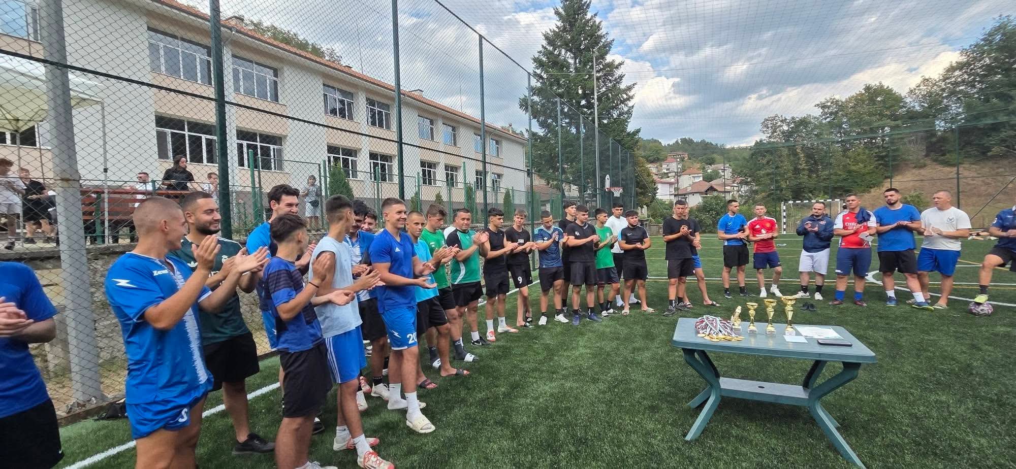В златоградското село Долен откриха обновена спортна площадка