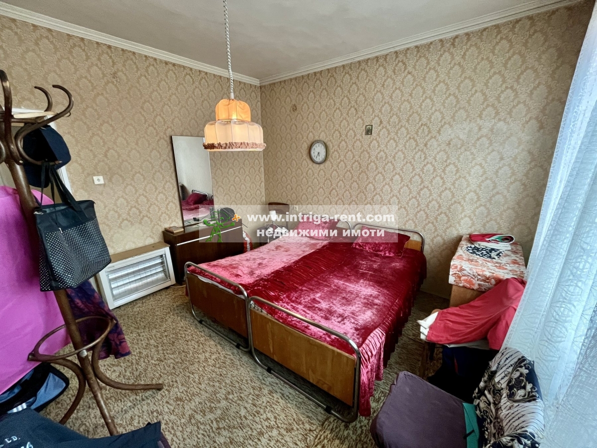 №4135 Тристаен апартамент за продажба в кв. Куба, Хасково - близо до езикова гимназия.