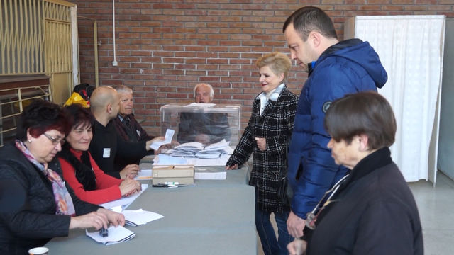 В Смолянска област изборният ден стартира спокойно